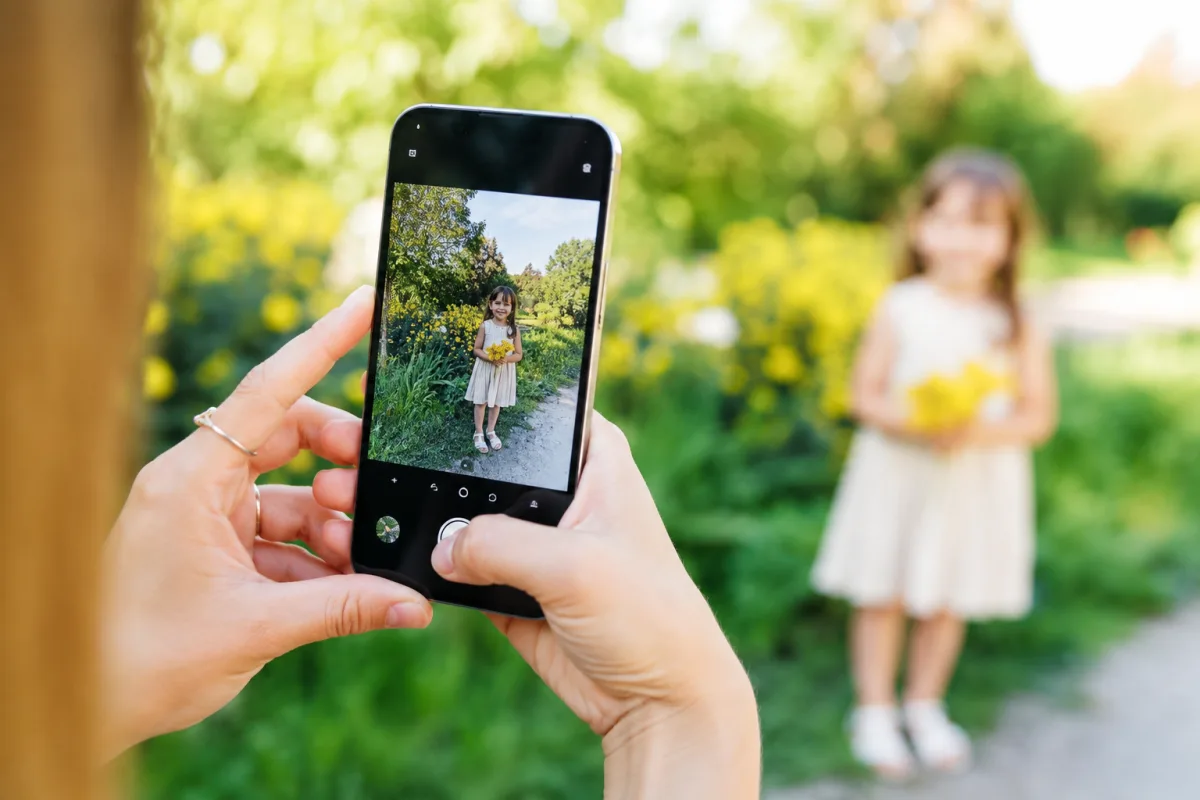 Le meilleur smartphone photo à moins de 300 euros selon une maman qui en a testé plusieurs meilleur smartphone pour les photos à moins de 300 euros